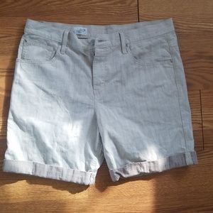 EUC GAP Summer Slim Shorts Tan Seersucker Sz 14